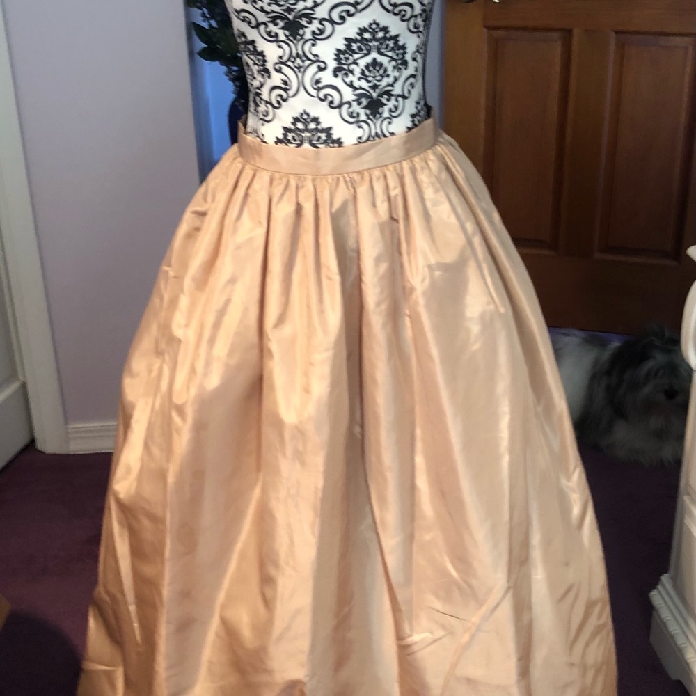 Champagne taffeta skirt size 10/12